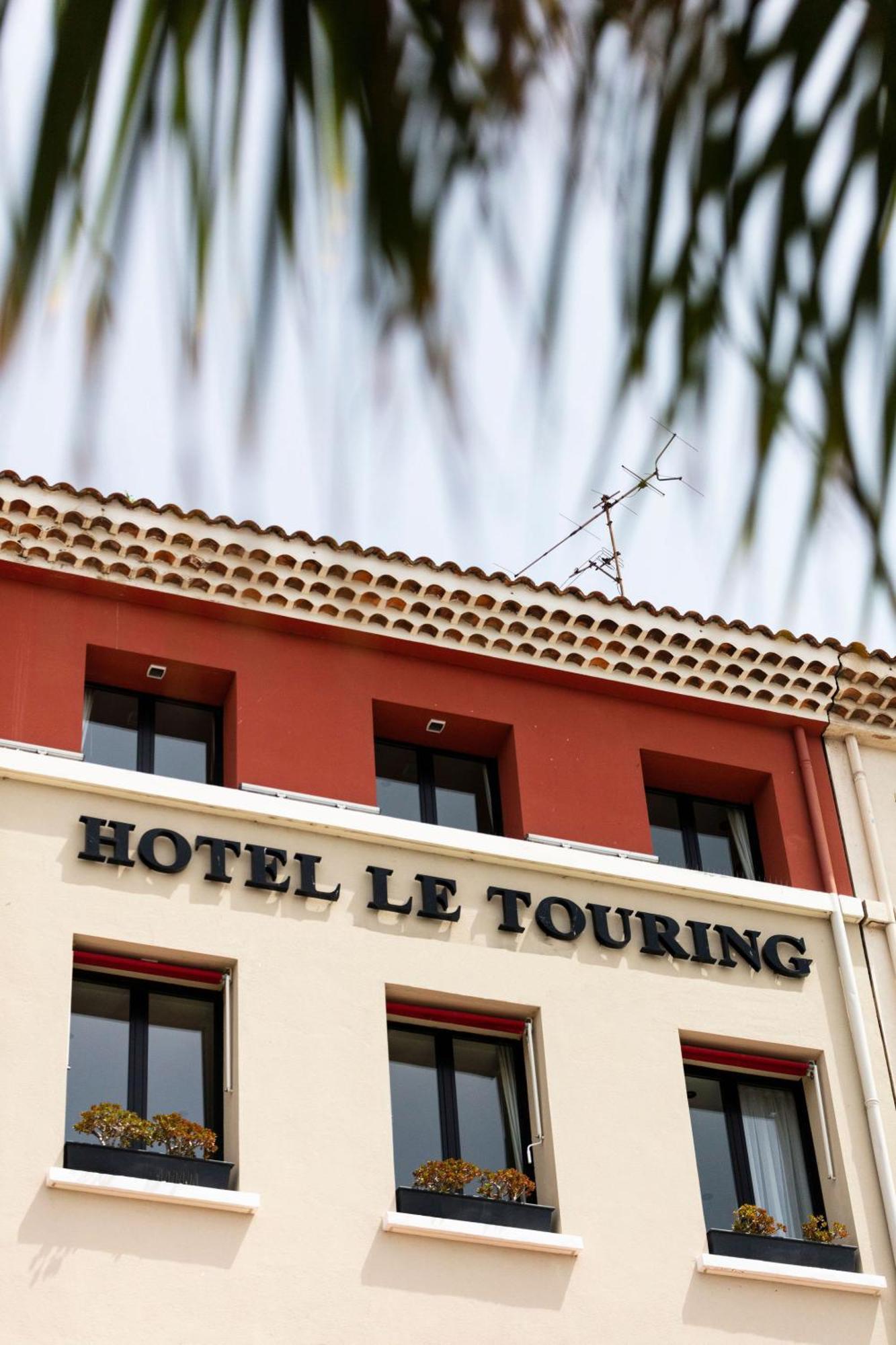 Hôtel le Touring Saint-Raphaël Exterior foto